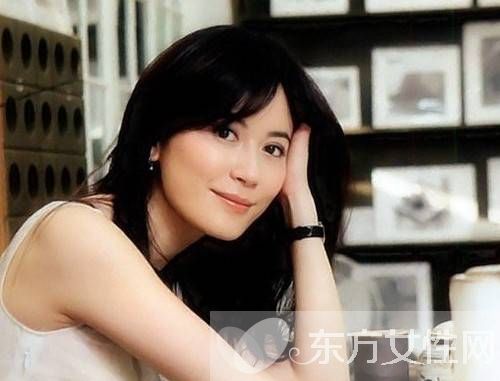 俞飛鴻結(jié)婚了嗎 揭45歲俞飛鴻不婚背后的秘密