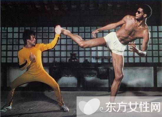 功夫明星李小龍是怎么死的 真相居然是這個樣子