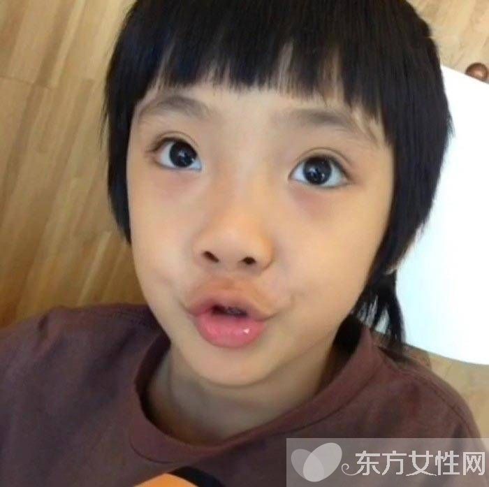 黃磊女兒多多學費13萬 星二代教育費用傷不起啊