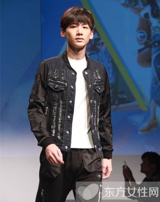 白敬亭的女朋友個人資料 自曝初吻經(jīng)歷驚倒粉絲