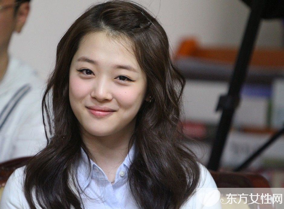 雪莉ktv照片事件真相曝光 凸點不雅照不堪入目