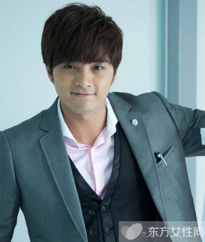 賀軍翔女友背景資料曝光 揭賀軍翔為何拋棄機(jī)車女