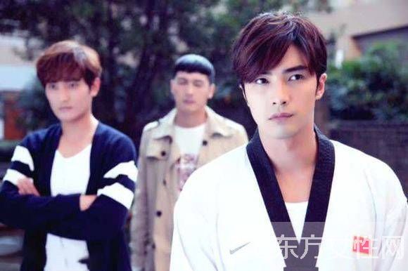 賀軍翔女友背景資料曝光 揭賀軍翔為何拋棄機(jī)車女