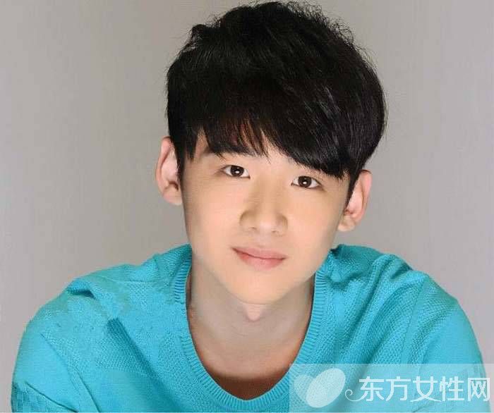 白敬亭的女朋友個人資料 自曝初吻經(jīng)歷驚倒粉絲