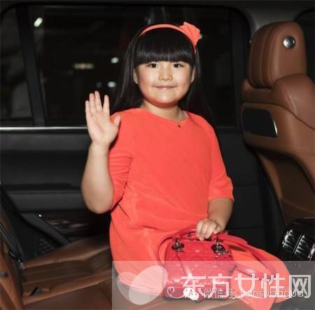 黃磊女兒多多學費13萬 星二代教育費用傷不起啊