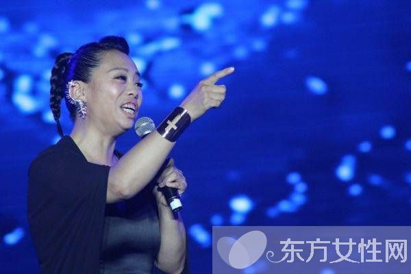 黃綺珊老公起訴離婚 黃綺珊方否認出軌遭打臉