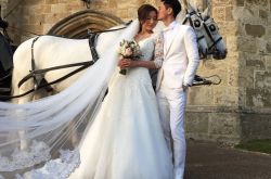 羅仲謙楊怡英國古堡秘婚 十月婚宴大牌姐妹團曝光
