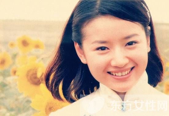 董潔濃妝黃牙變大媽近況堪憂 揭與王大治分手內(nèi)幕