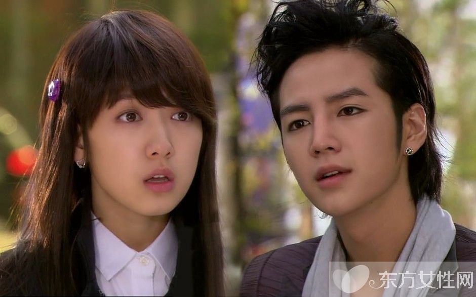 李弘基女友是樸信惠 兩人互動頻繁關(guān)系非同一般