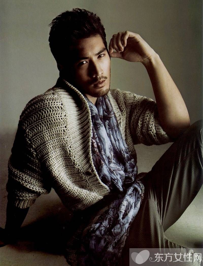 高以翔女友是蔡依林嗎 高以翔家庭背景個人資料