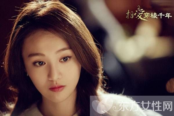 鄭爽家庭背景個(gè)人資料 揭鄭爽張翰分手內(nèi)幕