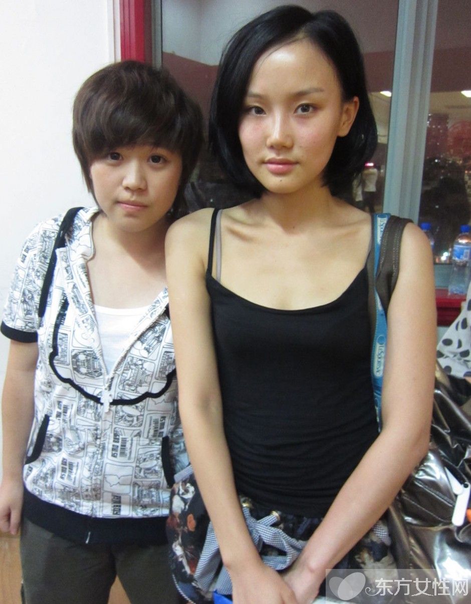 黃齡和老公的生活照曝光 黃齡家庭背景個人資料