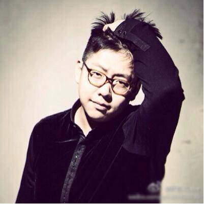 家有兒女鼠標張藝文大變樣 漂亮女友照片曝光