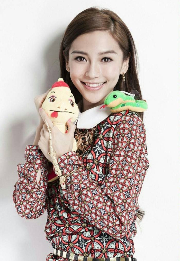 楊穎不雅睡樣照片曝光 楊穎整容前后照流出大方承認(rèn)整容