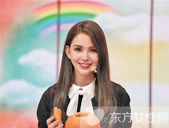  天王嫂 昆凌個人資料 昆凌談吻照風(fēng)波自稱不是自己