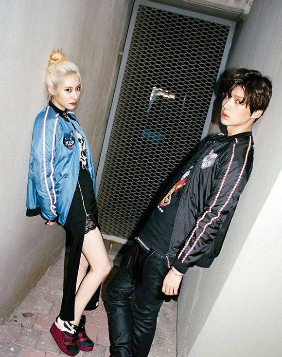 安宰賢鄭秀晶情侶畫報曝光 揭安宰賢鄭秀晶關(guān)系