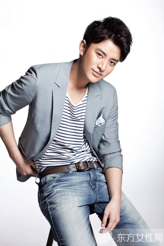 賈乃亮整容前后照曝光 揭賈乃亮隱性富二代背景驚人