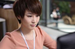 謝楠與吳京離婚慘遭家暴內(nèi)幕曝光 謝楠個人資料