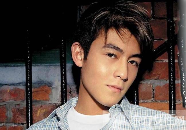 文詠珊三級艷照曝光 揭與陳冠希謝霆鋒戀情始末