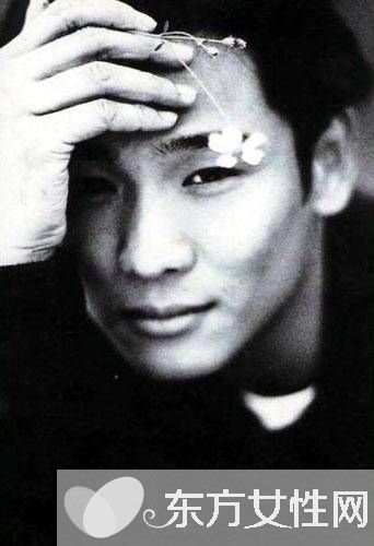 杜德偉迎娶26歲小女友 梁朝偉鐘鎮(zhèn)濤等巨星紛紛到場(chǎng)助陣