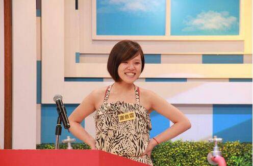 謝依霖身高體重多少 揭為什么被叫Hold住姐