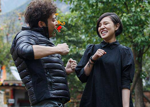 謝依霖身高體重多少 揭為什么被叫Hold住姐