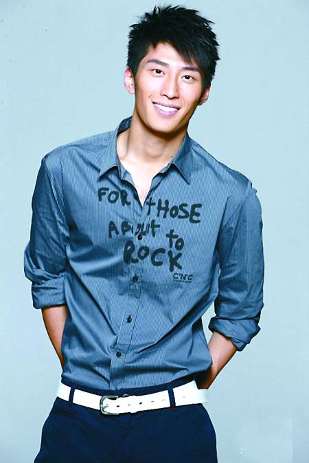 竇驍胸毛尷尬全露 揭竇驍周冬雨之間的曖昧故事