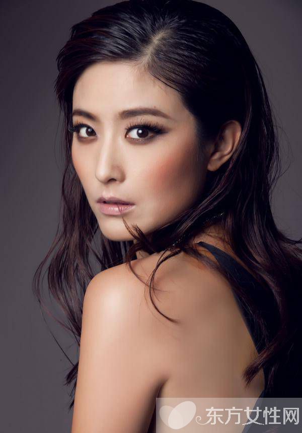 演員徐百卉的老公是誰 徐百卉比基尼秀性感小蠻腰