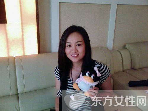 涓子兩個(gè)兒子正面照曝光 辟謠 我老公不是吳建