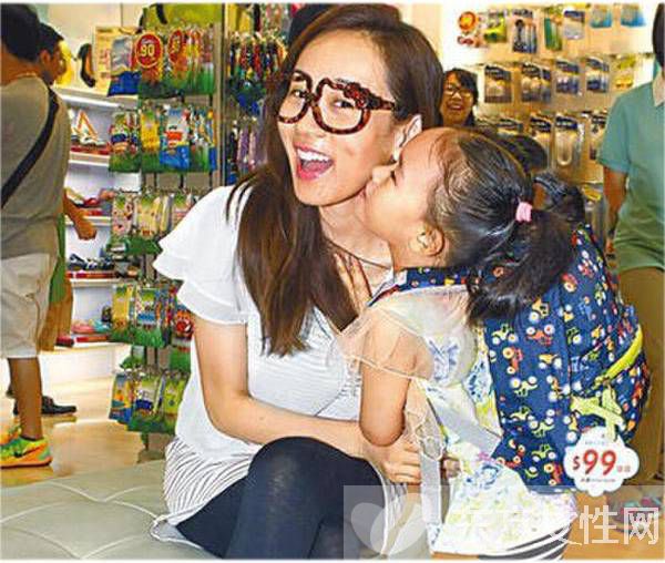 楊思琦女兒生父是誰(shuí) 楊思琦未婚生女致形象下滑化身啤酒妹