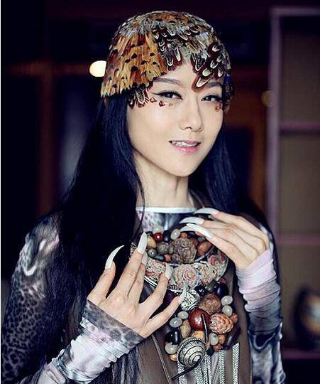 58歲楊麗萍近照如少女 豪宅 月亮宮 美如仙境