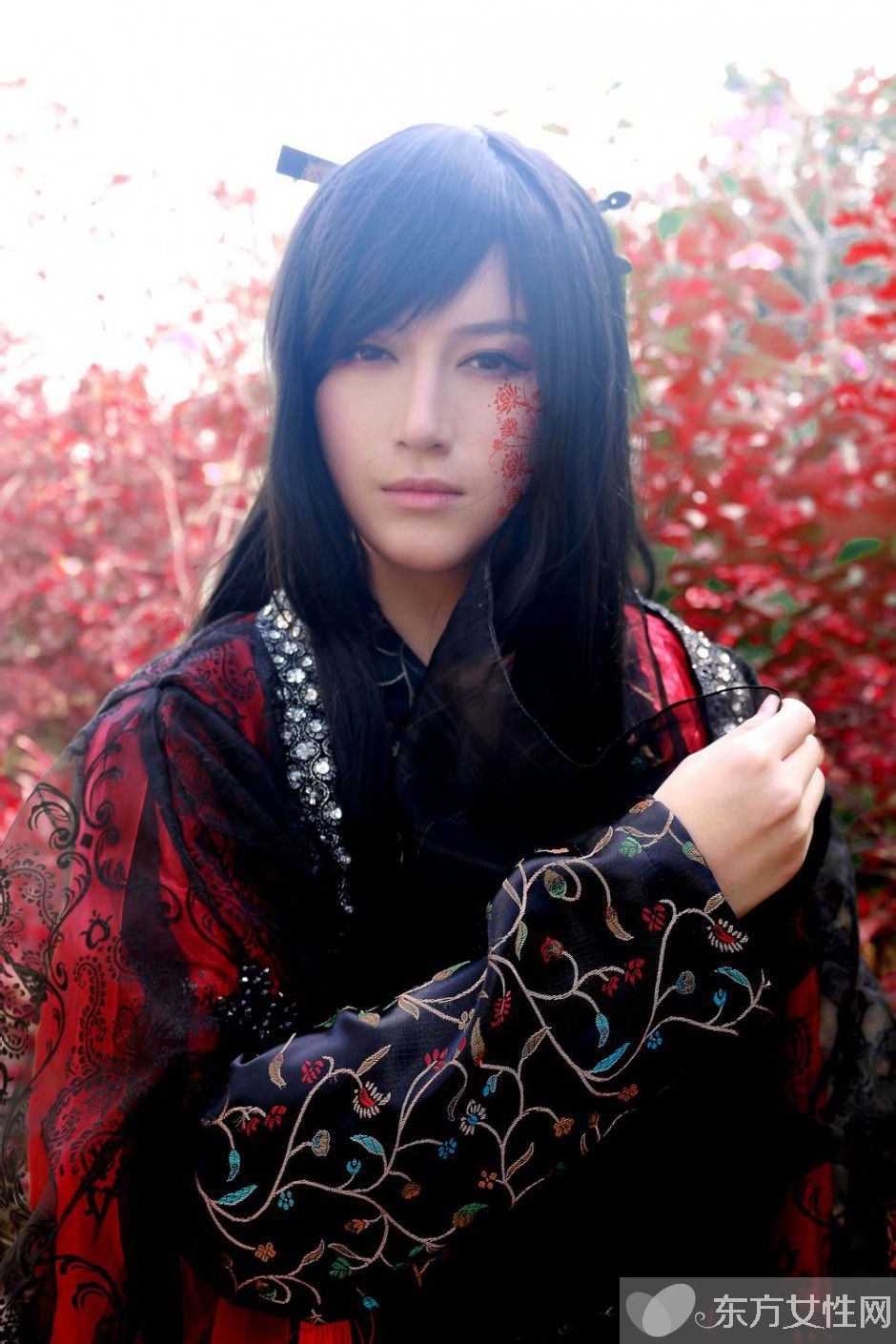 coser小小白顏素顏照曝光 帥到窒息的節(jié)奏有木有