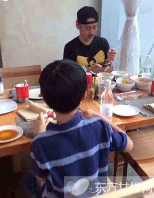 吳秀波兒子正面照曝光 吳秀波老婆尚潔個(gè)人資料