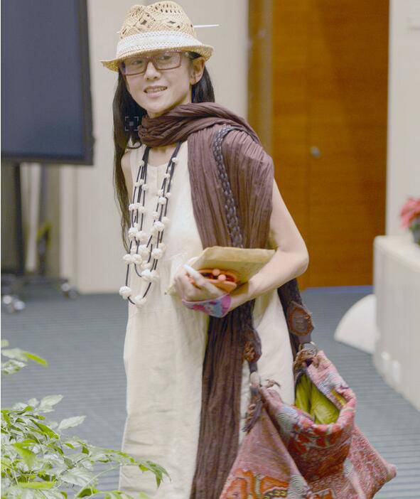 58歲楊麗萍近照如少女 豪宅 月亮宮 美如仙境