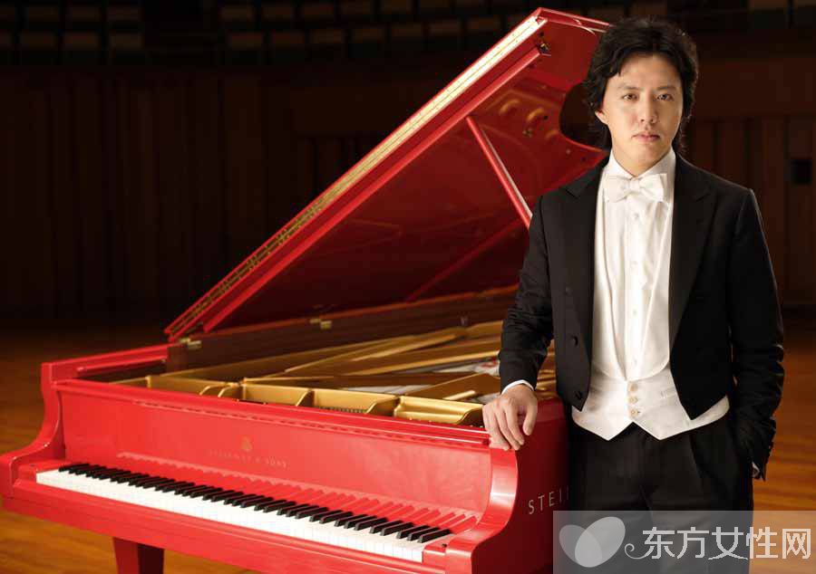 鋼琴家李云迪簡介 李云迪女友田霏遭調(diào)侃和前任相似
