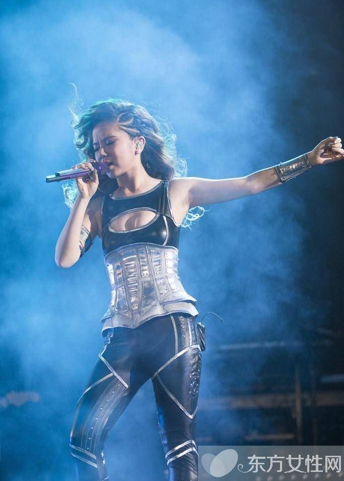 香港 小巨肺 鄧紫棋個人資料 揭16歲失身真相