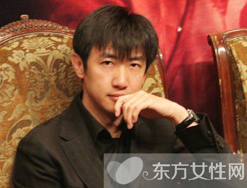 鄢頗個(gè)人資料曝光 揭秘李小冉鄢頗分手真相內(nèi)幕