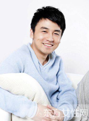 雷佳音個(gè)人資料曝光 雷佳音老婆翟煦飛資料圖片