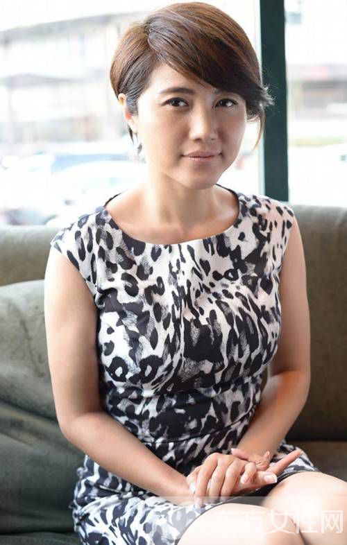 顏丙燕個(gè)人資料老公是誰(shuí) 揭顏丙燕為什么不紅