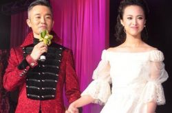 程雷老婆王萌萌個人資料 王萌萌懷孕程雷為其祈禱