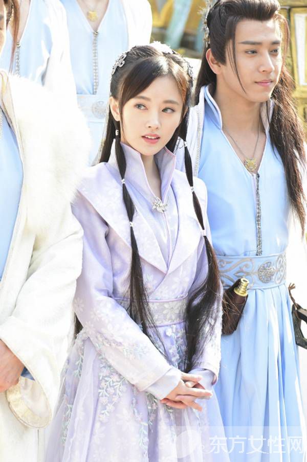 4000年第一美女鞠婧祎 整容前后照對比嚇哭你