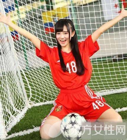 4000年第一美女鞠婧祎 整容前后照對比嚇哭你