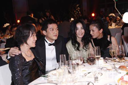 揭秘天后王菲老公有幾個 曝王菲李亞鵬婚變真相