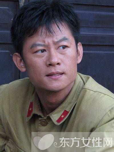 演員李健個(gè)人資料 李健 為了理想高考了兩次