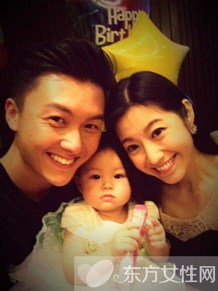 王浩信老婆陳自瑤個(gè)人資料 王浩信陳自瑤女兒曝光美過媽媽