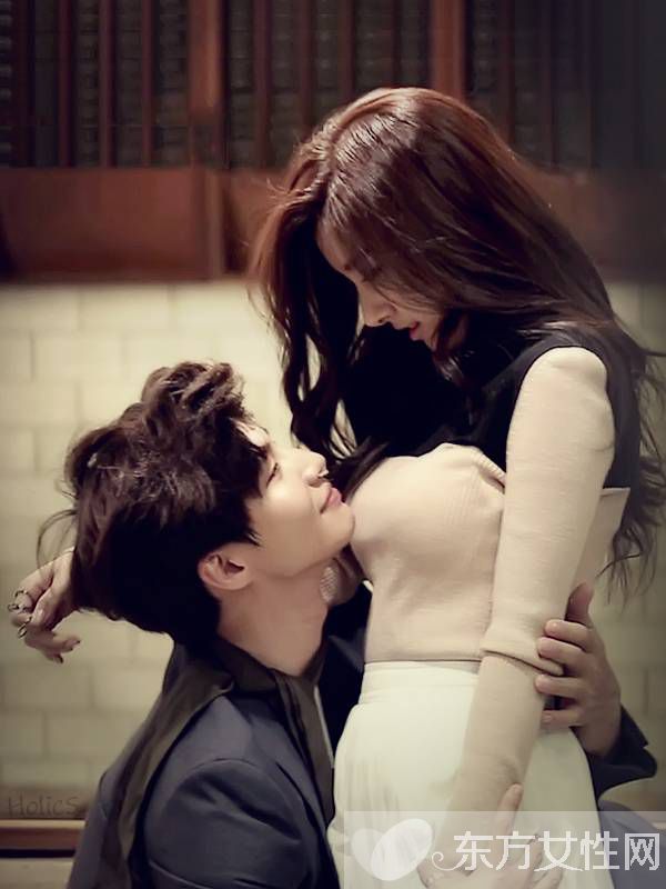 韓星金素恩整容了嗎 金素恩真人秀挑逗宋再臨氣氛火熱親密