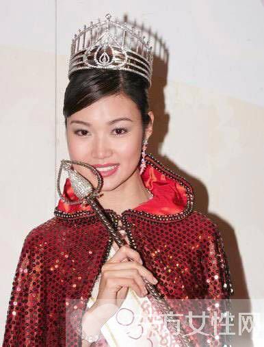 趙薇老公前女友葉翠翠圖片 整容前后照遭吐槽變化驚人