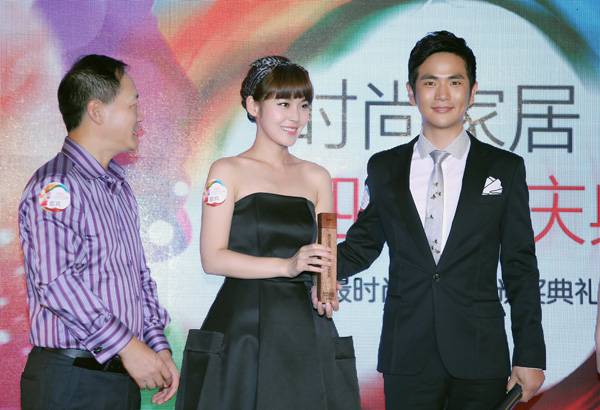 張佳寧個(gè)人資料 張佳寧張曉龍舅甥檔被誤情侶檔