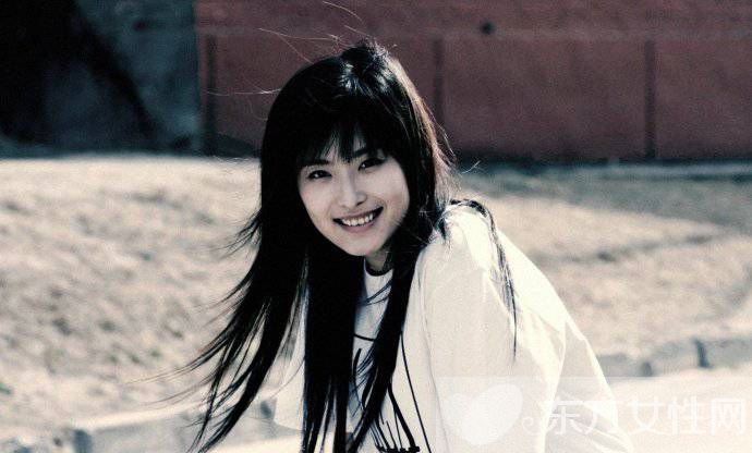 演員徐百卉的老公是誰 徐百卉比基尼秀性感小蠻腰