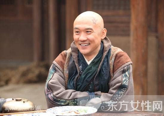 黃志忠現(xiàn)任老婆柯藍(lán)資料 黃志忠前妻何音稱(chēng)還是好朋友